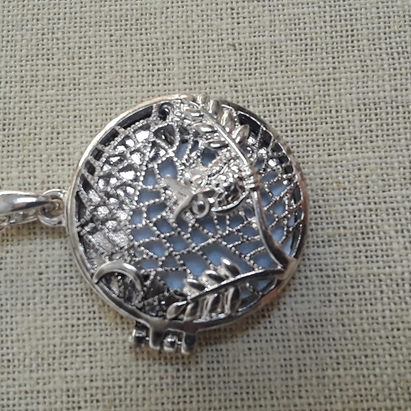 Hope Collection Owl Oil Diffuser Necklace - Picture 2 of 5
